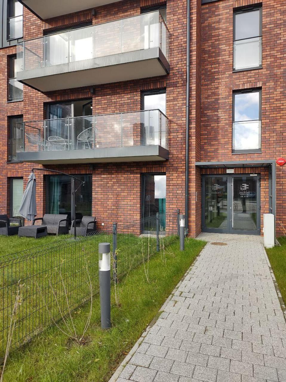 Totu Today-Stara Cegielnia Apartamenty, Faktura Vat, Self Check-In Poznań Exteriör bild
